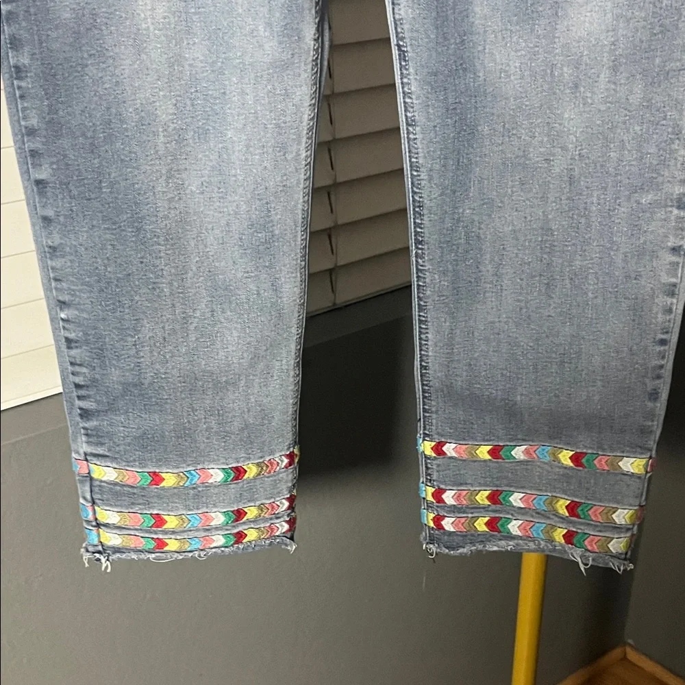Baccini Denim Cropped Jeans with Colorful Hem - Picture 2 of 4